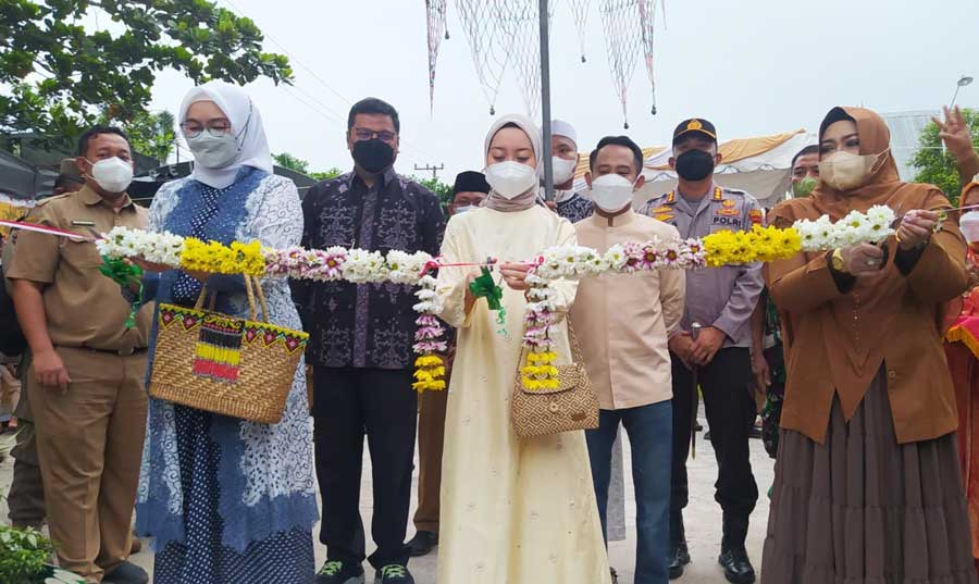 Fairid menyebutkan bahwa dirinya atas nama pribadi dan Pemerintah Kota Palangka Raya sangat mengapresiasi keberadaan Pasar Ramadhan