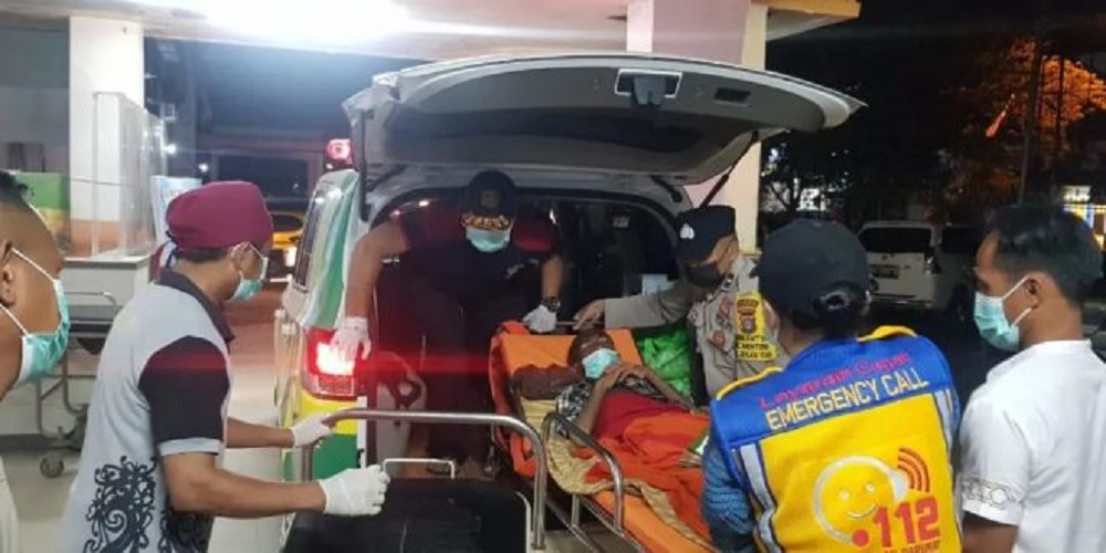 Selanjutnya Tim Fairid Umi Siaga 112 terdiri dari Damkar, Nakes, dinas sosial, dan dibantu oleh Bhabinkamtimas merujuknya ke RSUD Doris Sylvanus agar