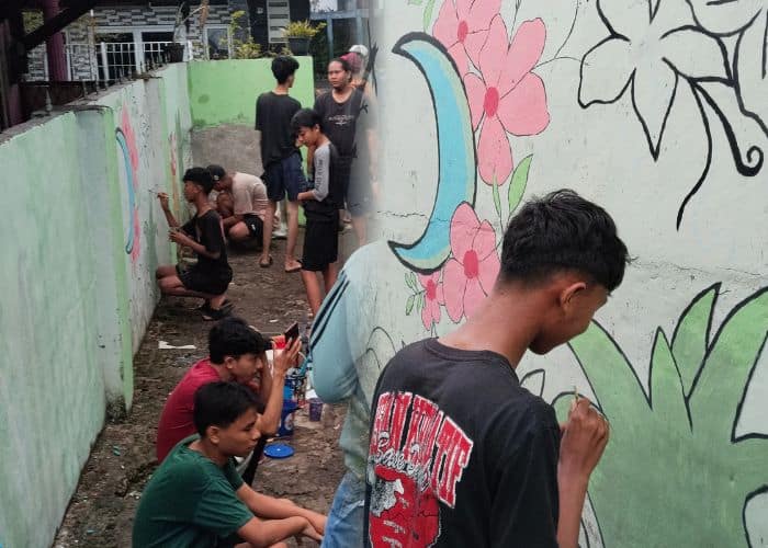 Kegiatan Mural warga rt 02 rw 20 kelurahan sukamaju, Depok