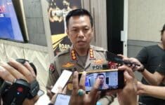 Kabid Humas Polda Sulsel, Kombes Pol. Didik Supranoto saat diwawancarai di Mapolda Sulsel. (Foto: Eranasional/Rio)